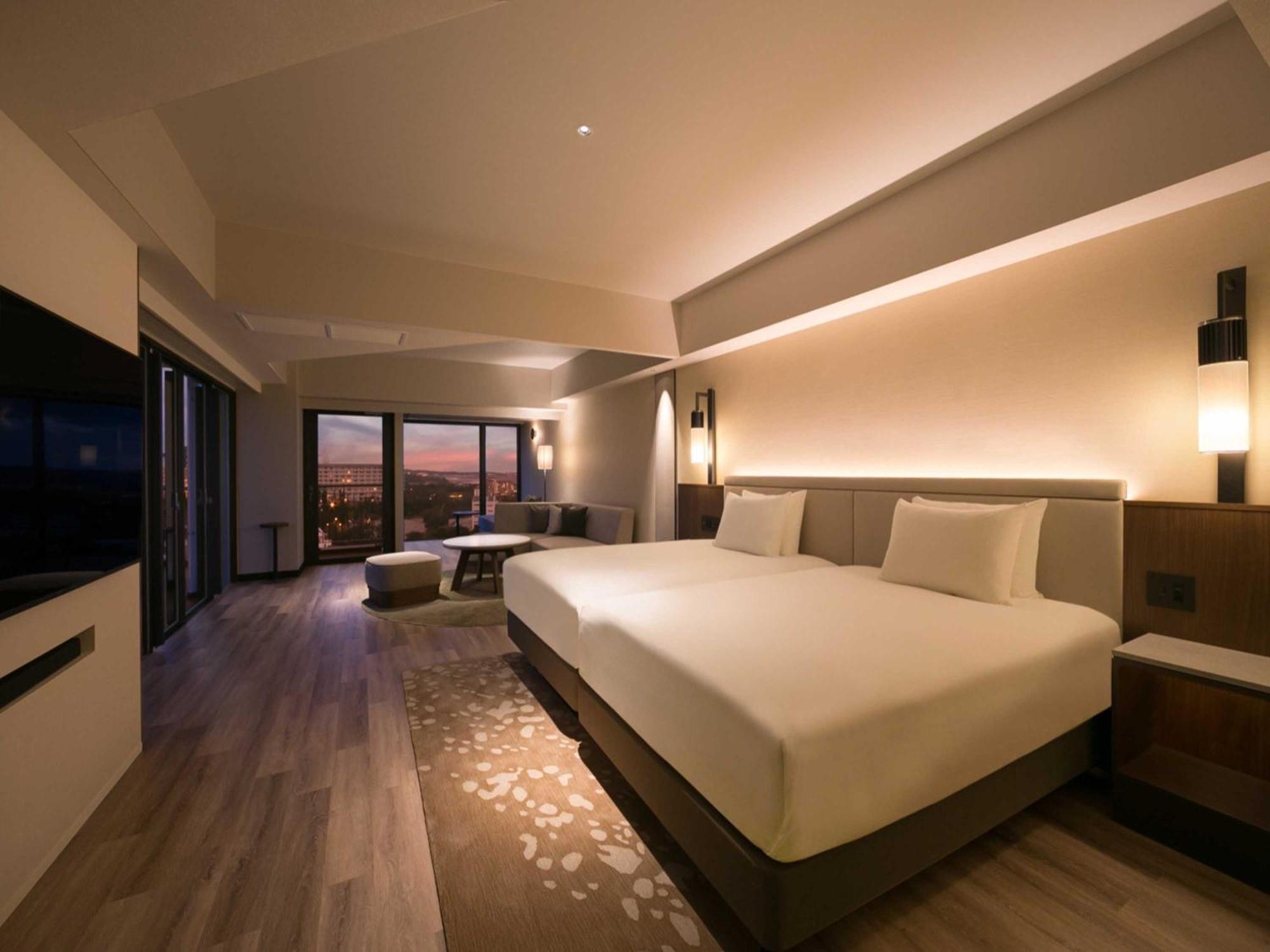 Oriental Hotel Okinawa Resort & Spa Nago Eksteriør billede Deluxe Suite
